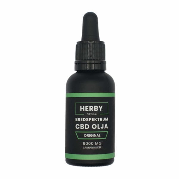 Produktbild på Bredspektrum CBD olja "original" 30 ml. Svart flaska med orangea detaljer. 1 av 3 tillgängliga versioner av CBD olja på hampablomman.se
